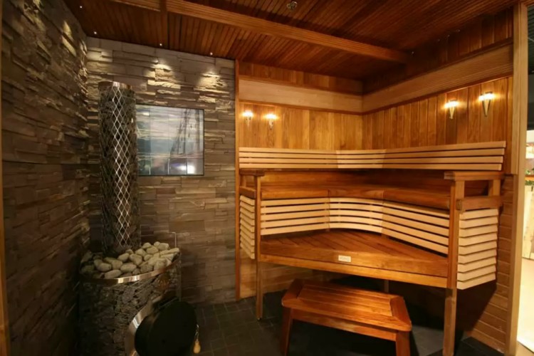 sauna-1[1]