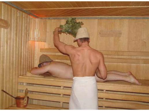 Высота бани в парной должна быть такой, чтобы банщику было удобно парить