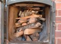 Как правильно топить печь дровами?